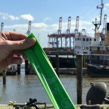 Lade das Bild in den Galerie-Viewer, Hundekotbeutel / Poop Bag für Hunde 300 Stück | Kompostierbar | Biologisch abbaubar | 20 Rollen à 15 Beutel